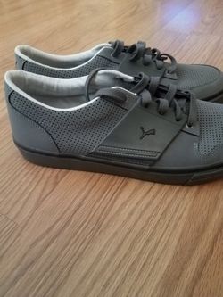 Puma shoes size 9.5