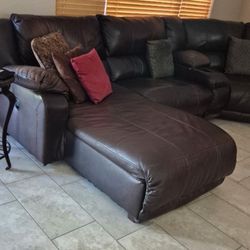 6-Piece Leather Sectional – Chaise, Recliner, Console