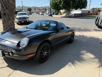 2005 Ford Thunderbird