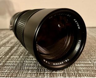 Vivitar 75-260mm f/4.5 Telephoto Auto Zoom Lens Canon FD Mount with Case