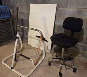 Drafting Table And Ajustable Chair