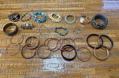 Vintage Mixed Jewelry Lot – Earrings