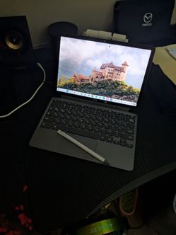 Lenovo - Duet 2-in-1 Chromebook 11" 2K LCD Touchscreen Laptop- Media Tek Kompanio  - 4GB Memory - 128GB eMMC with keyboard - Luna Gray