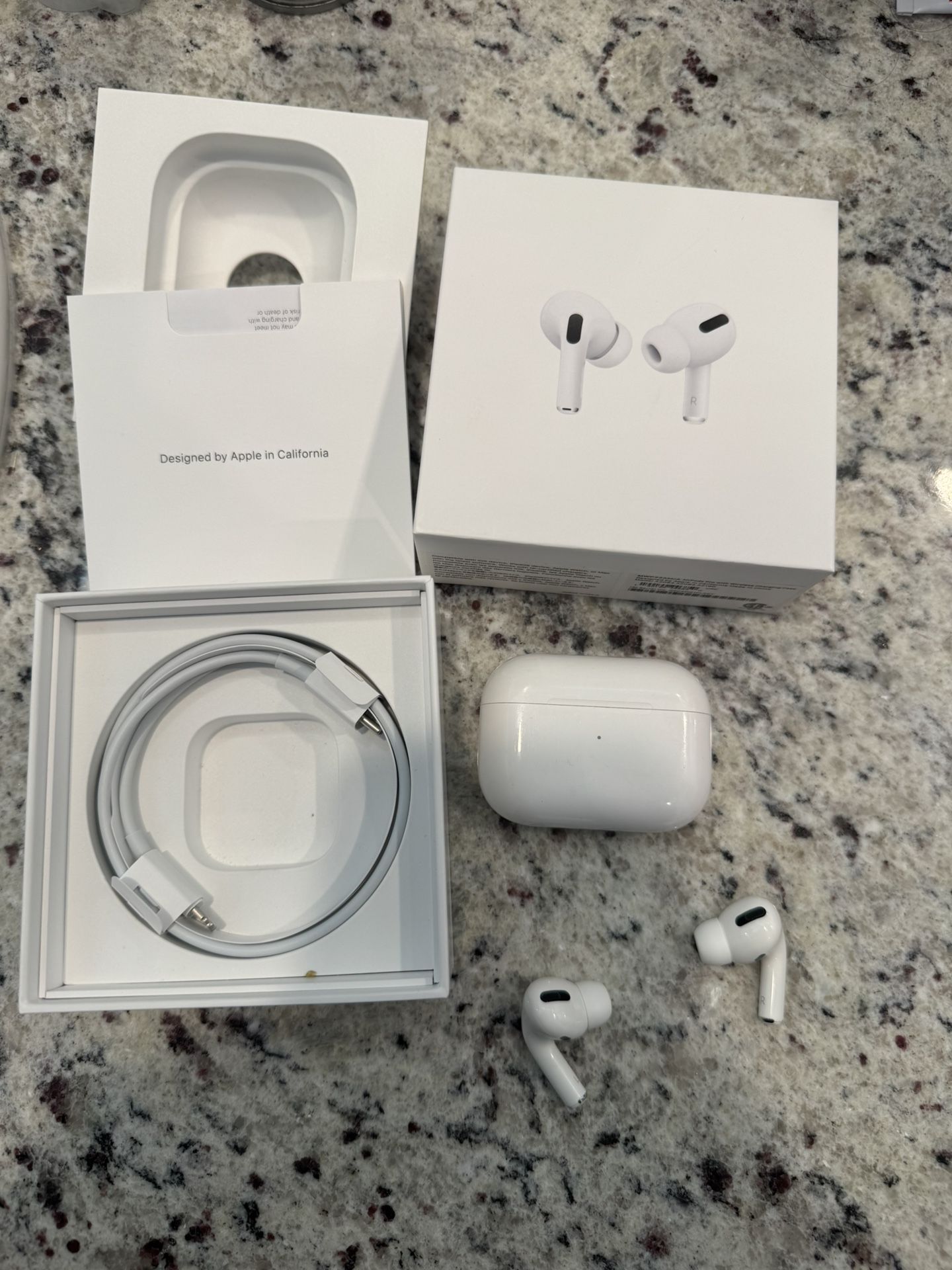 AirPods Pro Great Condition With Box And Charger Authentic