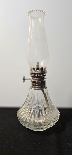 Vintage Lamplight Farms Clear Glass Oil Lamp Wick Chimney 9" EUC