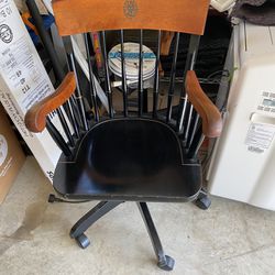 Georgetown Chair