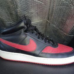  Nike Court Vision Mid