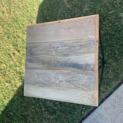 End Table/Coffee Table