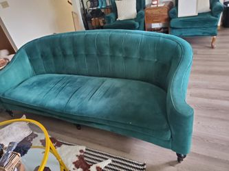Velvet Emerald Green Sofa & 2 Chairs With Chair Covers