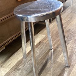 Deja Vu Sliver Low Stool 