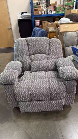 #391 New Recliner with Extended Footrest Big Recliner Power Lift Reliner sofa living room