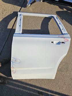 Chevy Tahoe gmc Yukon left rear door Oem