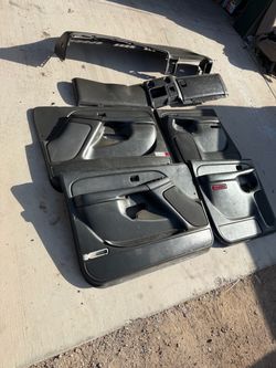 99-06 Silverado door panels and dash topper