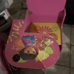 Girls Toddler Desk/Table