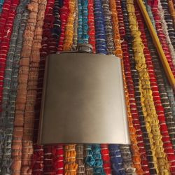 Trade True stainless steel flask 6 oz