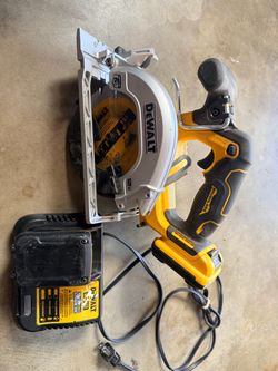 DeWalt Brushless Circular Saw