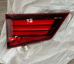 Tail Lamp Assembly Mitsubishi 8331A179