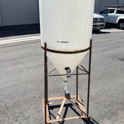 Rotoplas Molded Cone Bottom Fermenter 