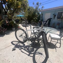 Throne Goon White Chad