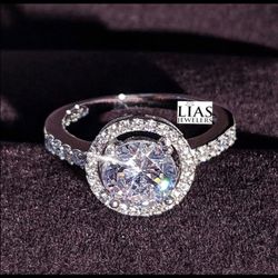 New 18k White Gold Engagement Ring 
