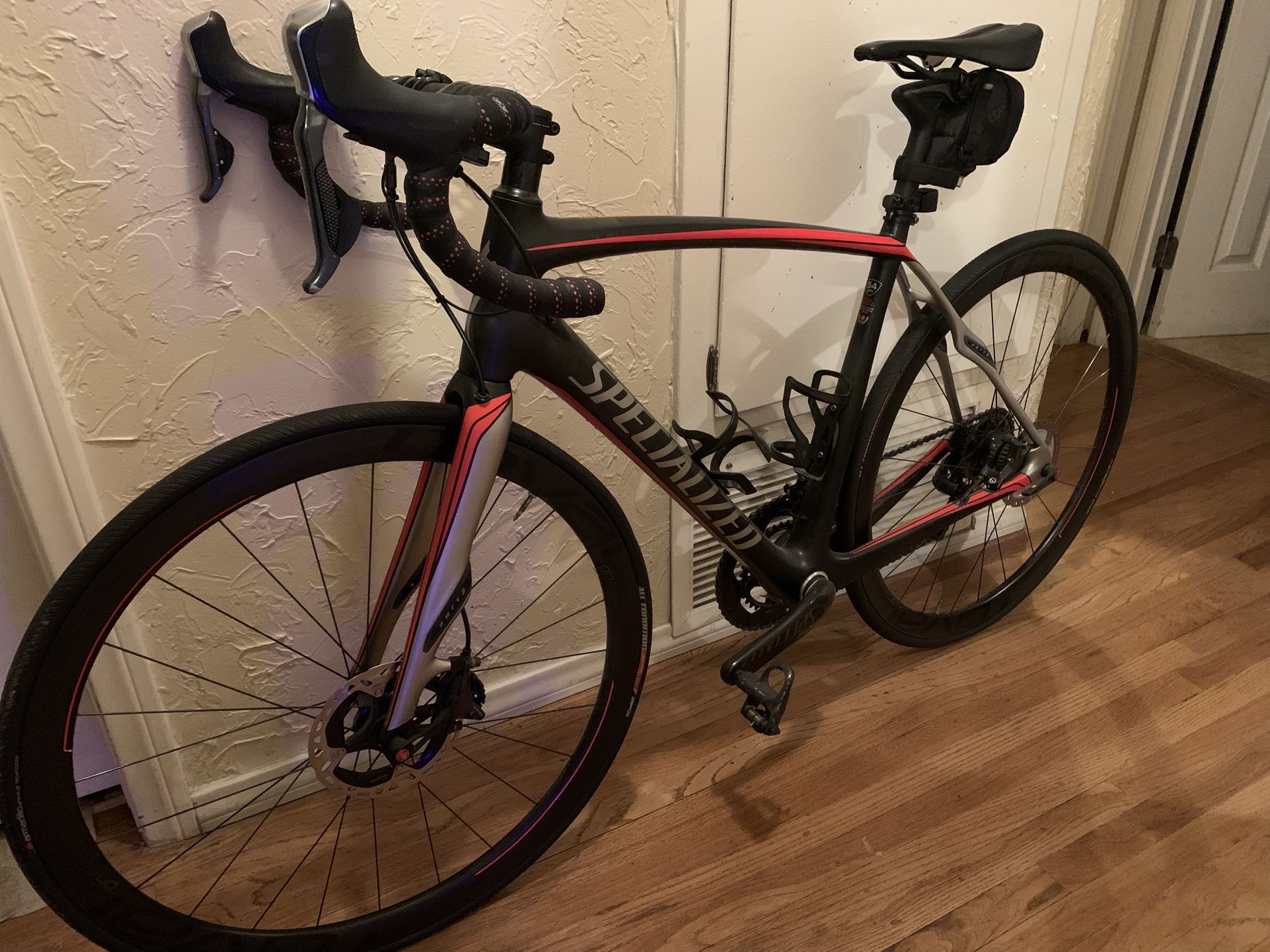 Specialized Roubaix SL4 Di 2-Roval wheel set