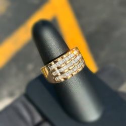 Jewelry 10k solid yellow gold ring baguette diamonds 1.50CTW size 8.25