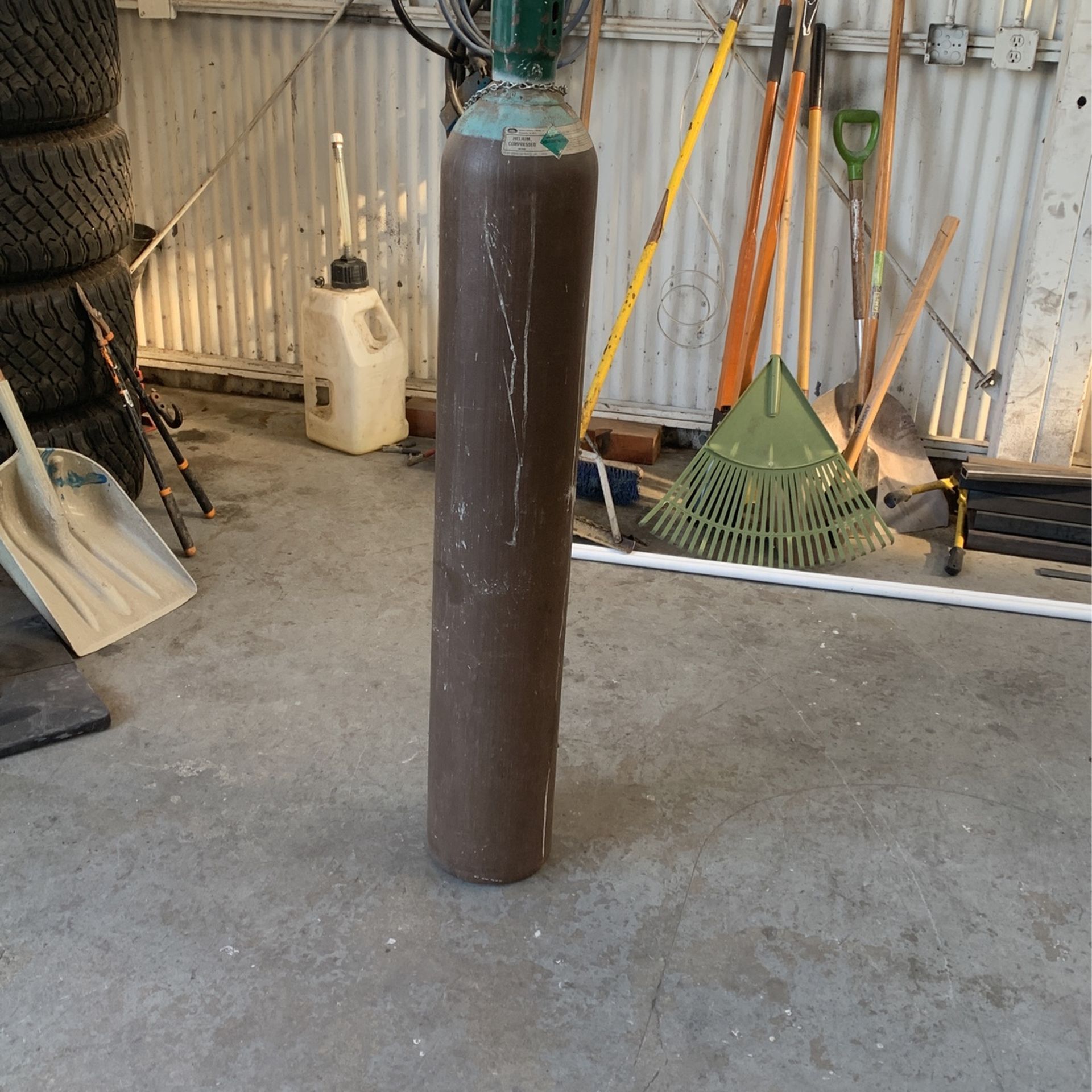 Airgas Tank