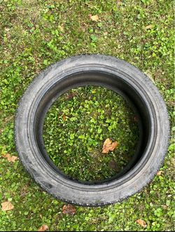 265/40/21 Tire