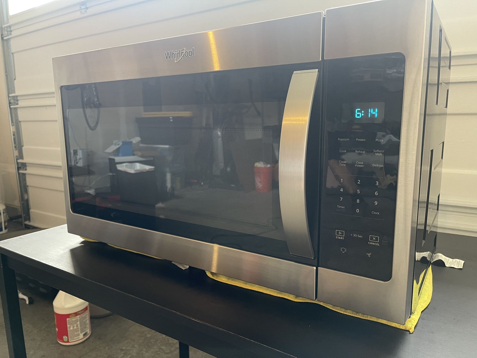 Whirlpool 1.7 cu. ft. Microwave Hood Combination