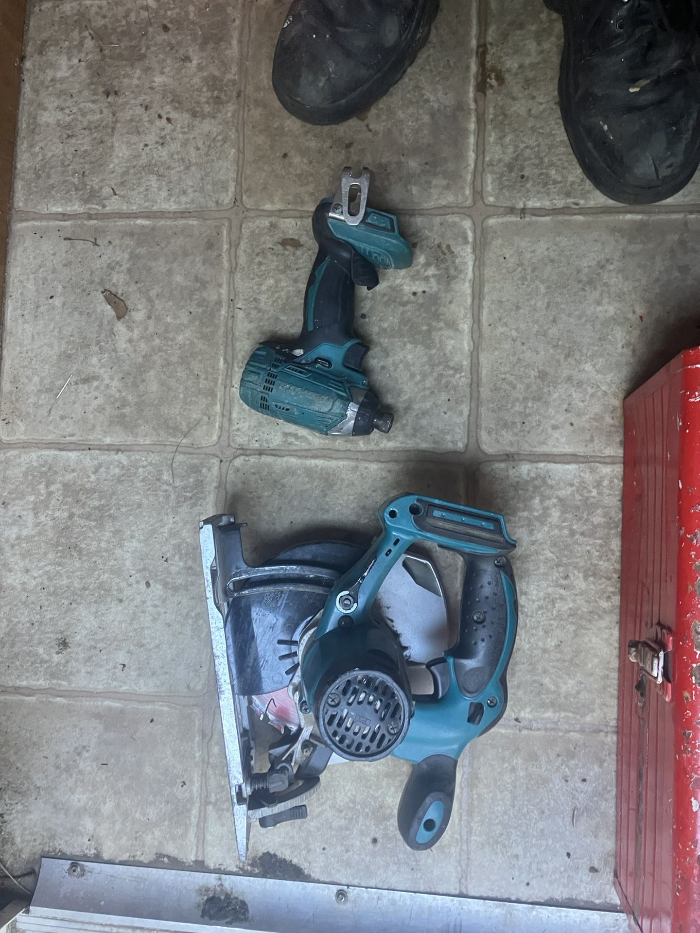 MAKITA 18v. Circular Saw And Impactgun