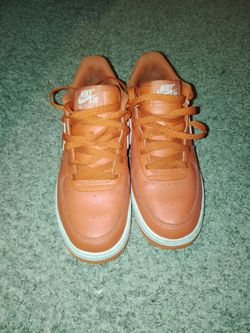 Orange and white air force one size 7