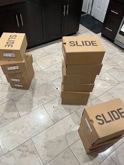 Onyx yeezy slides
