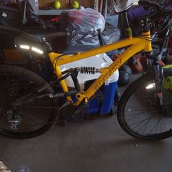 Ethika Gravity Mountain Bike