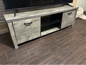 Tv stand