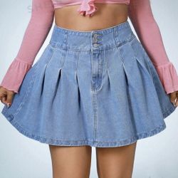 XL Pleated Denim Skirt