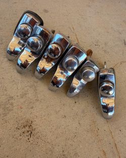 VW 68 later decklid latches