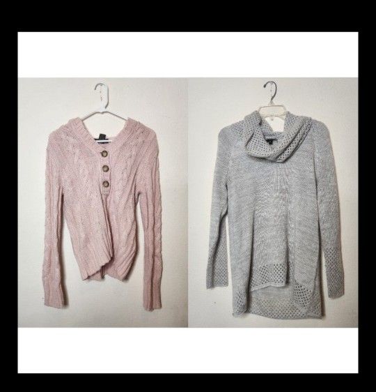 2 Gorgeous Stunning Women's Medium
Sweaters. Brands Linda Matthews &
Cupio