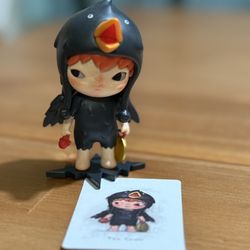 Popmart Hirono “The Crow”