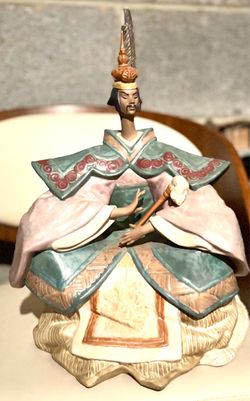 Lladró Japanese Kabuki Porcelain Figurine