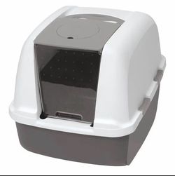 Catit Jumbo litter box with carbon filter