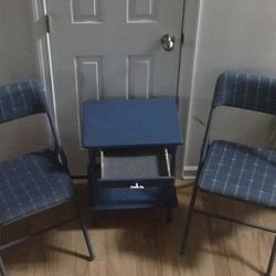 Very Nice And Clean Foldable Set Of Two Chairs And A Matching Table With A Shelf And Drawer
