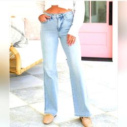 NEW Women's Vintage Wash Light Blue Straight Leg High Waist Denim Jeans