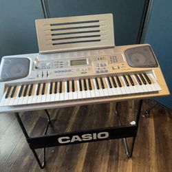 Raffinere MP arrestordre Casio CTK 591 61 key Keyboard / Piano with stand for Sale in Euless, TX -  OfferUp