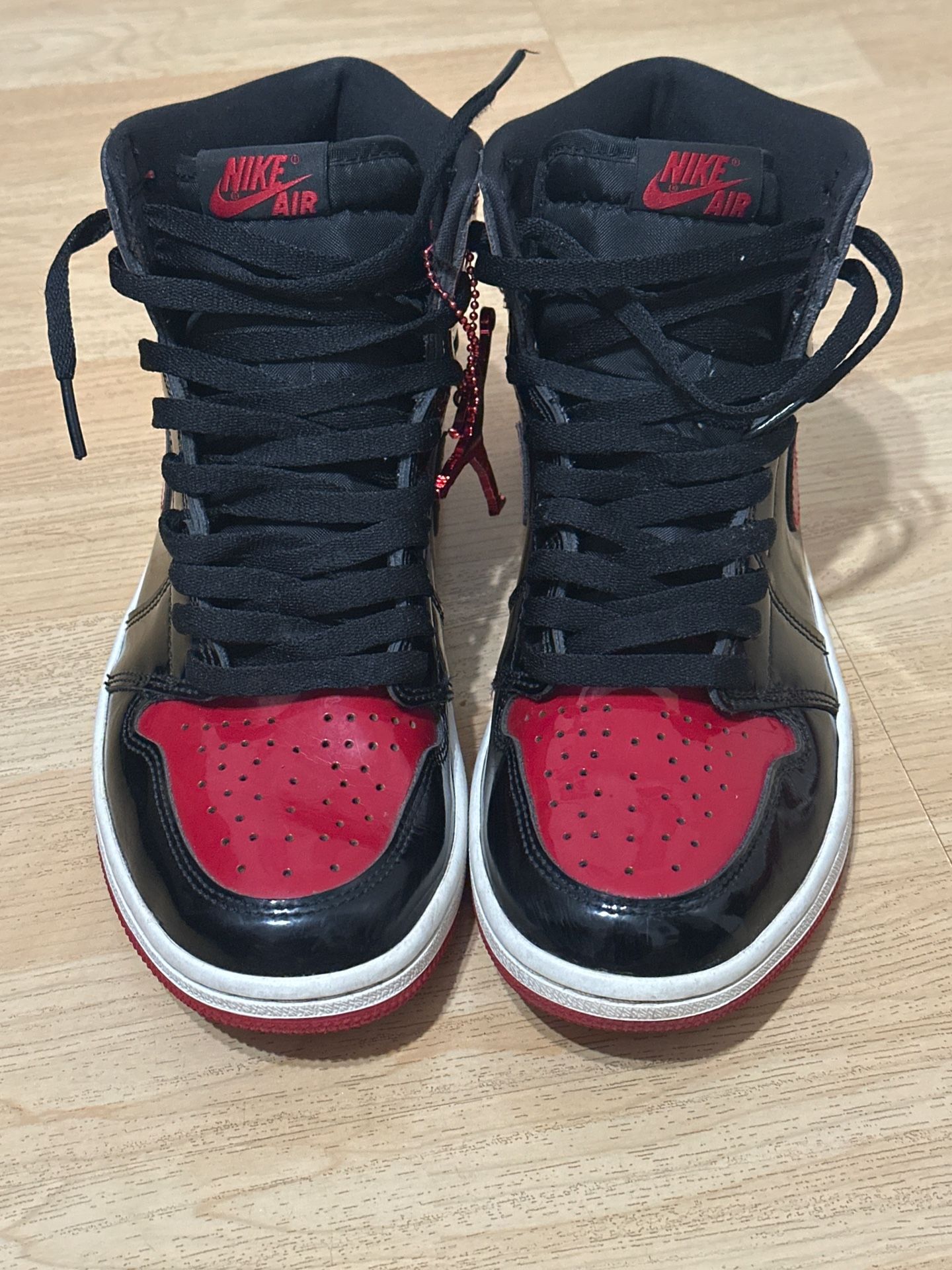 Jordan 1 Retro High OG “Patent Bred”