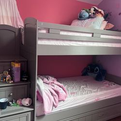 Bunk Bed  With Trundle