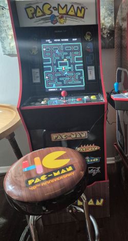 Pac-Man Arcade 1up Gaming Cabinet