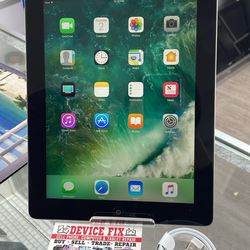 Great Condition Apple Ipad 4th gen Unlocked, 9.7 inch screen, Comes With Charging Cable