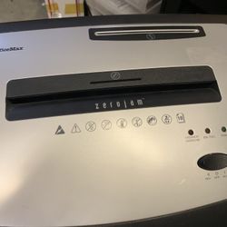 OfficeMax Paper Shrreder
