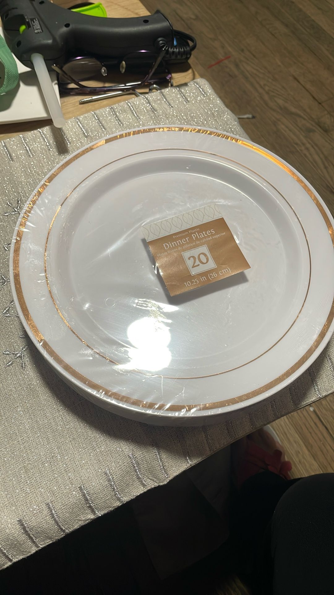 White Plastic Plates With Rose gold Trim