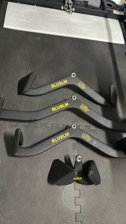 BLUSLM Lat pull attachments
